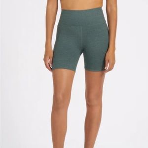 Vuori Clean Elevation Shorty